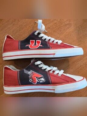 Moxsters University of Louisville Cardinals Low Top Sneakers Men's Size 8 EUC